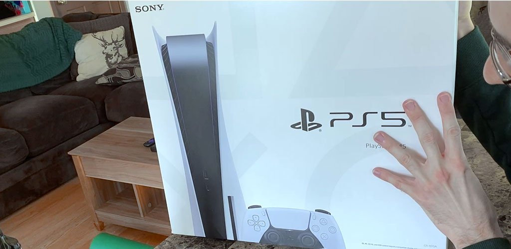 Front of the PlayStation 5 Box