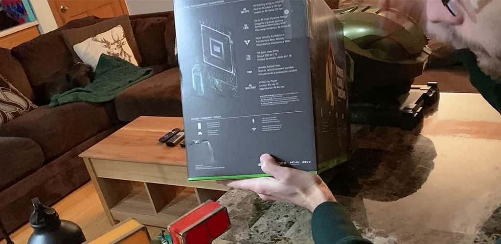 Right Side of the Xbox Series X Box